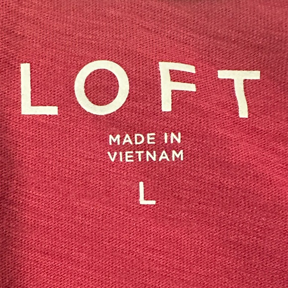 ⭐️ 2 for $10 Loft Shimmer Tie Back Mixed Media Top - Picture 9 of 11